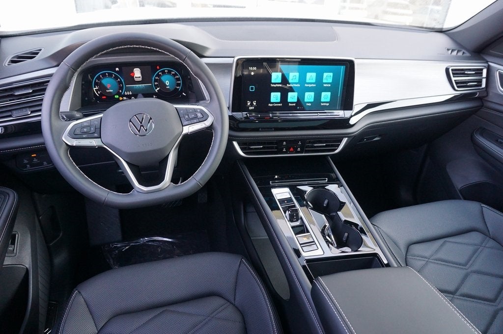 2026 Volkswagen Atlas Cross Sport 2.0T SE w/Technology