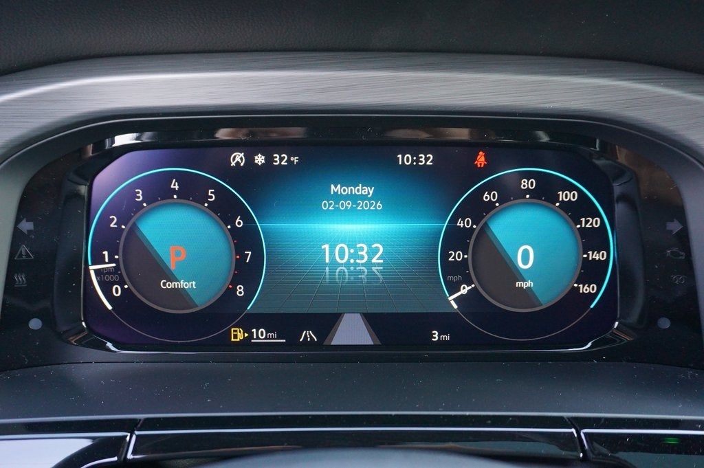 2026 Volkswagen Atlas Cross Sport 2.0T SE w/Technology