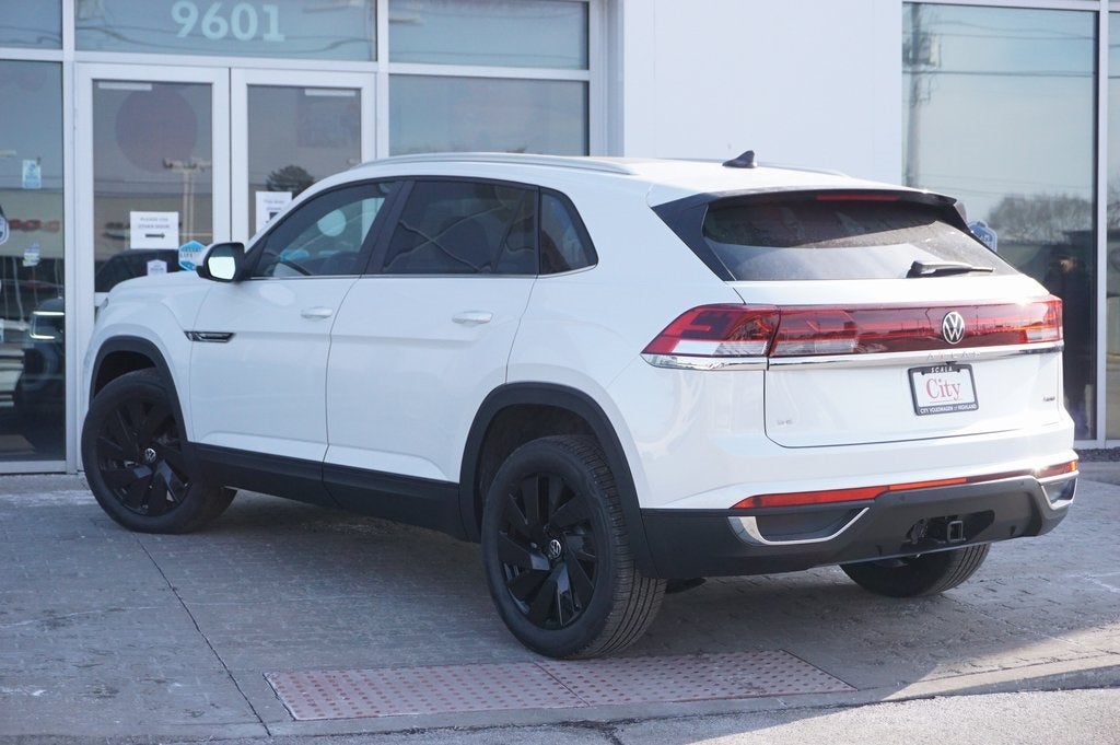 2026 Volkswagen Atlas Cross Sport 2.0T SE w/Technology
