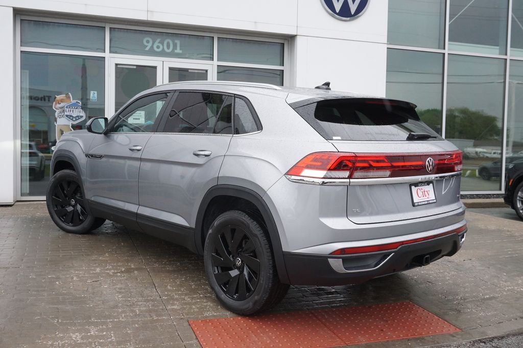 2026 Volkswagen Atlas Cross Sport 2.0T SE w/Technology