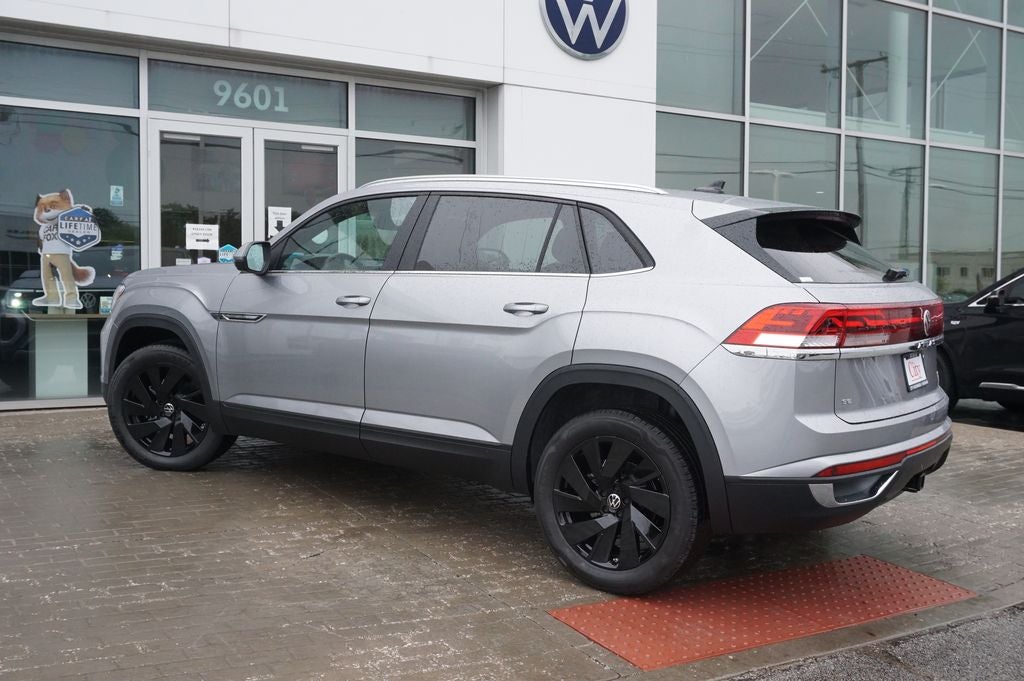 2026 Volkswagen Atlas Cross Sport 2.0T SE w/Technology