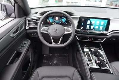 2026 Volkswagen Atlas Cross Sport SE w/Technology