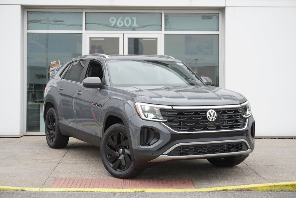 2026 Volkswagen Atlas Cross Sport SE w/Technology