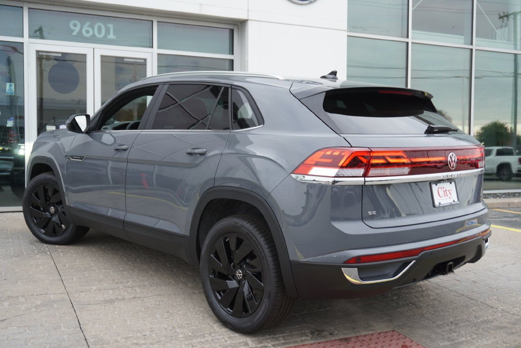 2026 Volkswagen Atlas Cross Sport SE w/Technology