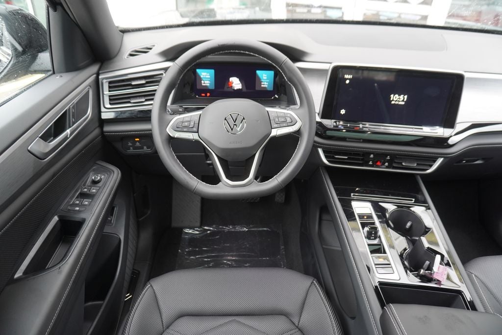 2026 Volkswagen Atlas Cross Sport SE w/Technology
