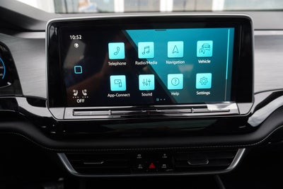 2026 Volkswagen Atlas Cross Sport SE w/Technology