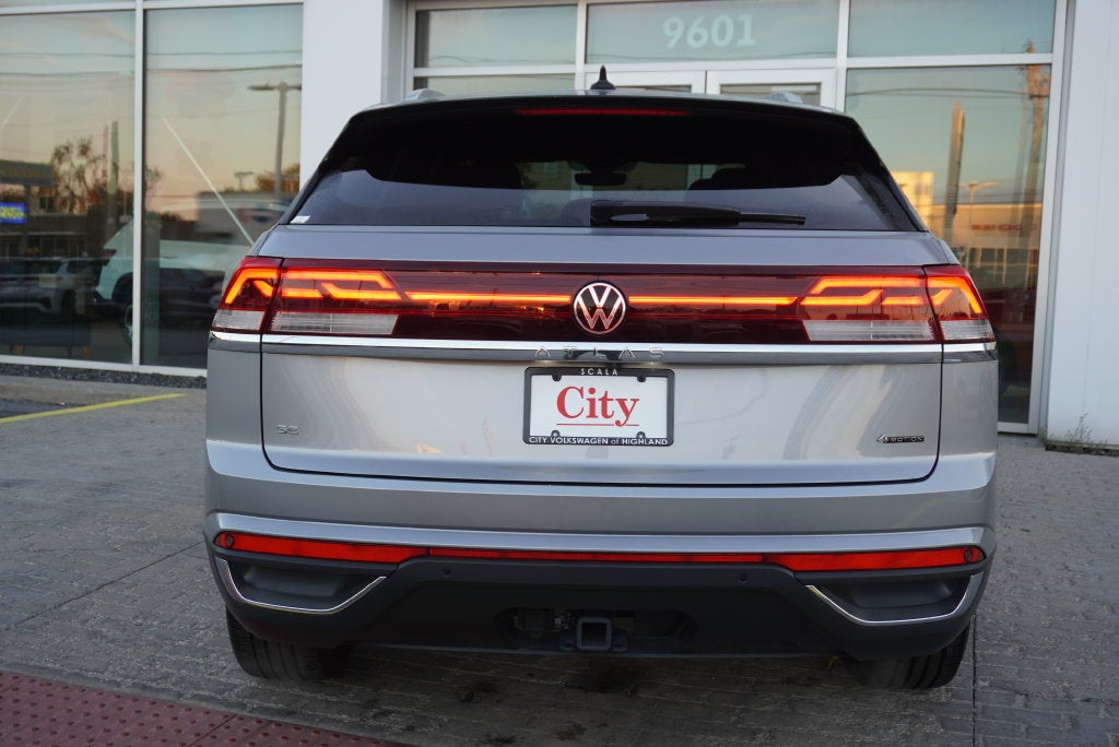 2025 Volkswagen Atlas Cross Sport 2.0T SE w/Technology