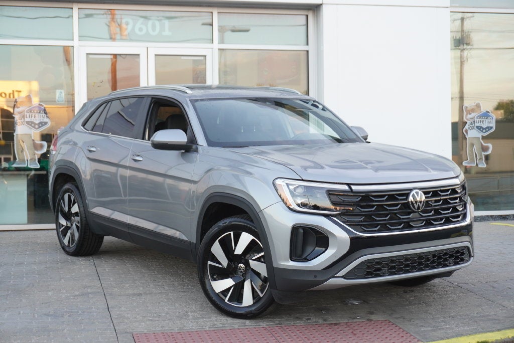 2025 Volkswagen Atlas Cross Sport 2.0T SE w/Technology