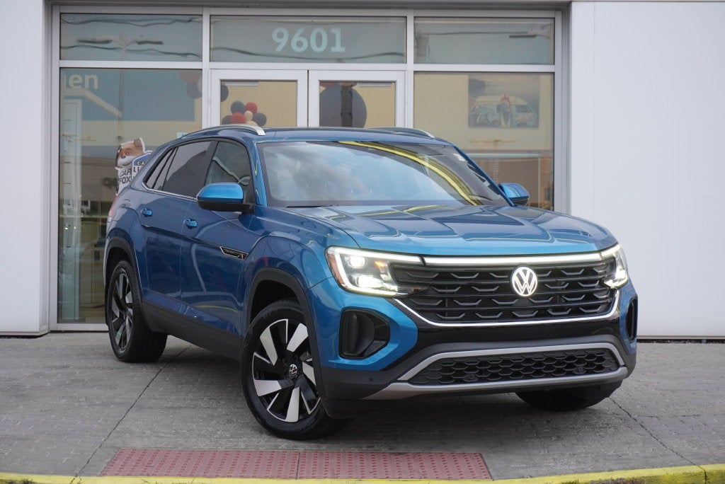 2024 Volkswagen Atlas Cross Sport 2.0T SE w/Technology