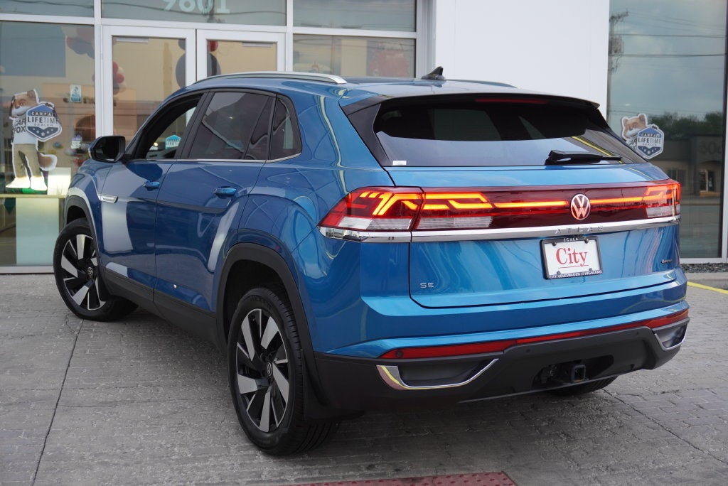 2024 Volkswagen Atlas Cross Sport 2.0T SE w/Technology