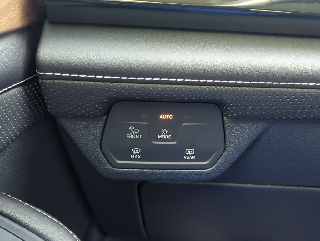 2026 Volkswagen Atlas SE w/Technology