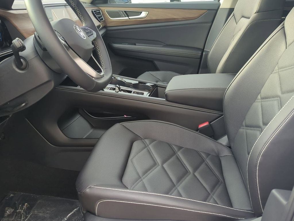 2026 Volkswagen Atlas SE w/Technology