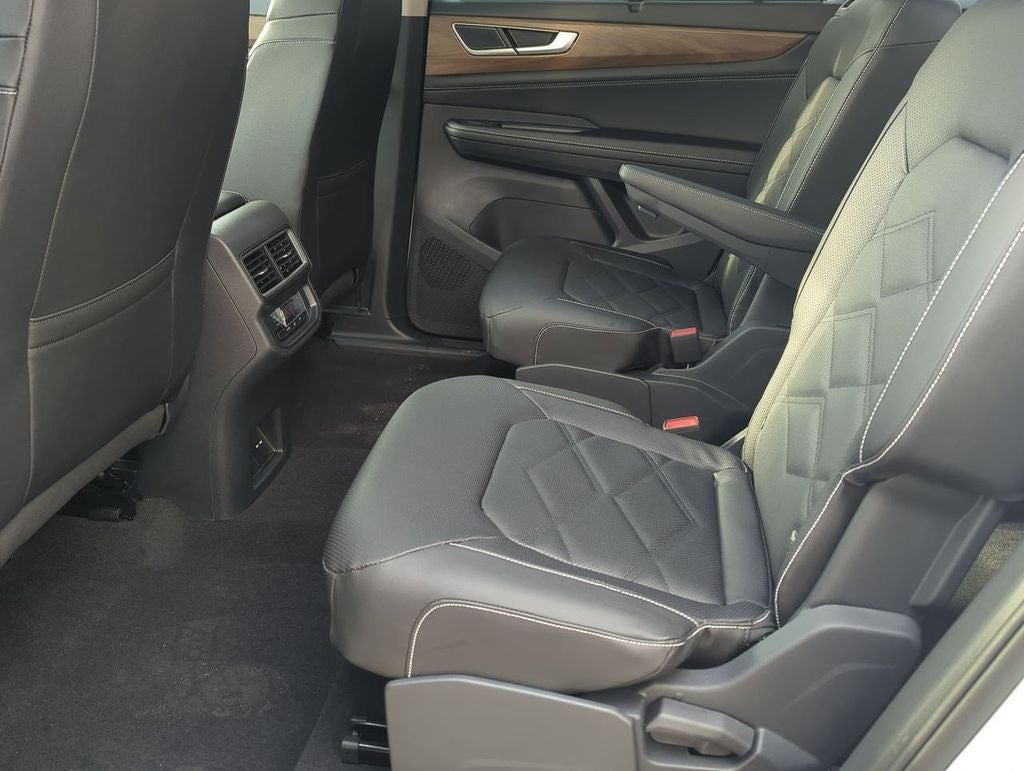 2026 Volkswagen Atlas SE w/Technology