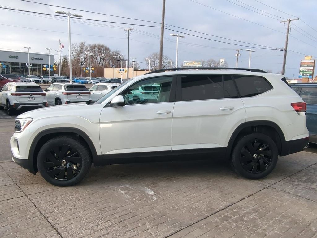 2026 Volkswagen Atlas SE w/Technology