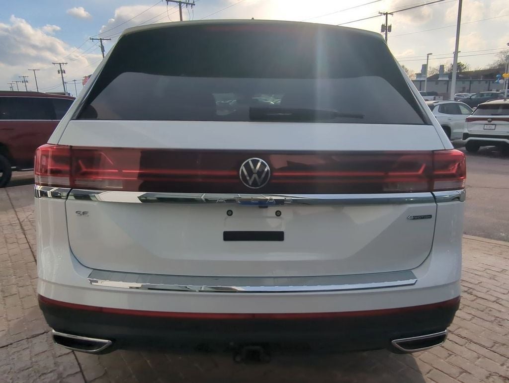 2026 Volkswagen Atlas SE w/Technology