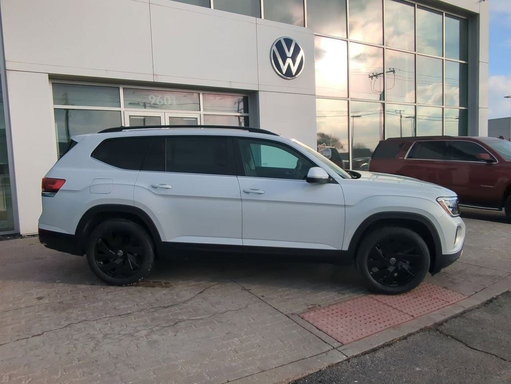 2026 Volkswagen Atlas SE w/Technology