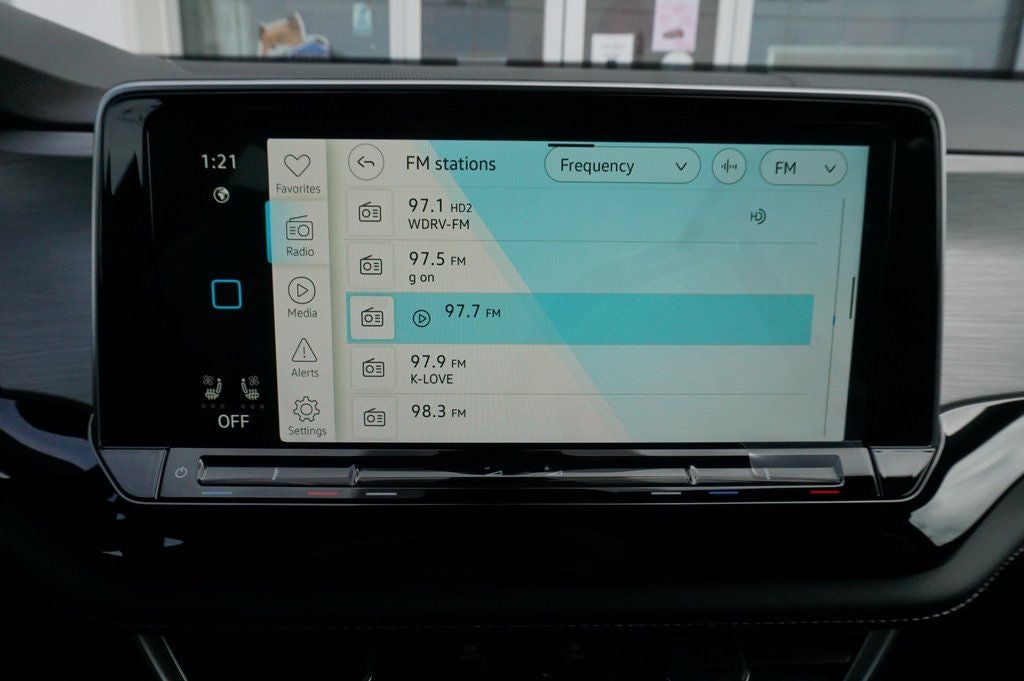 2026 Volkswagen Atlas Cross Sport 2.0T SE