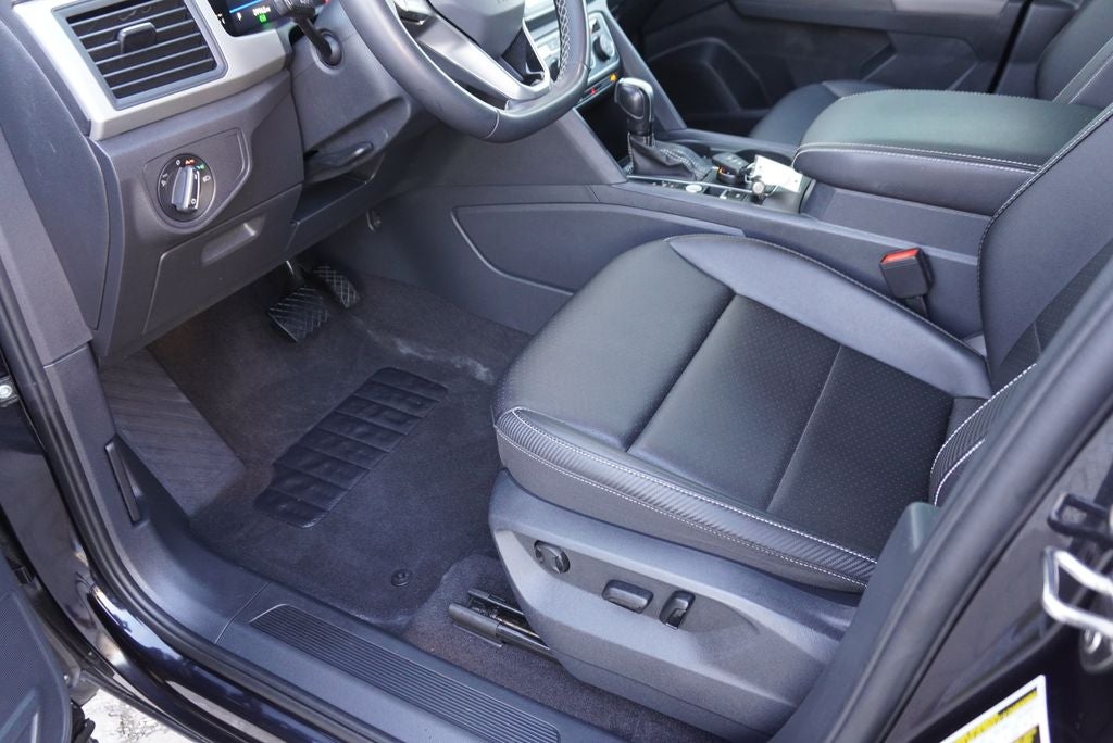 2023 Volkswagen Atlas Cross Sport 2.0T SE