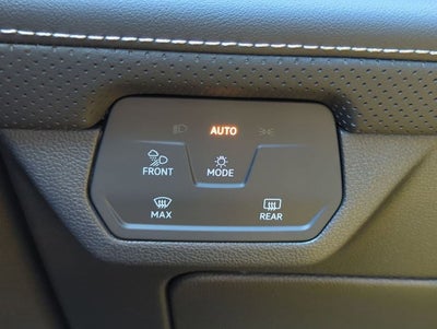 2026 Volkswagen Atlas Cross Sport 2.0T SE