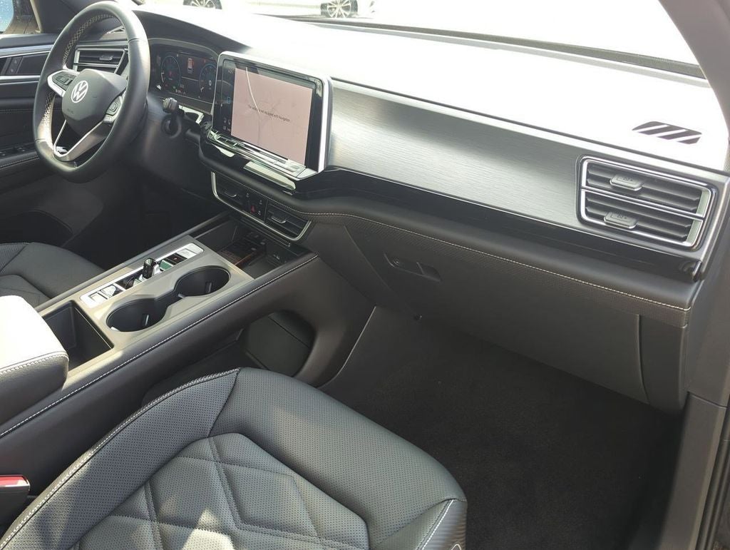 2026 Volkswagen Atlas Cross Sport 2.0T SE