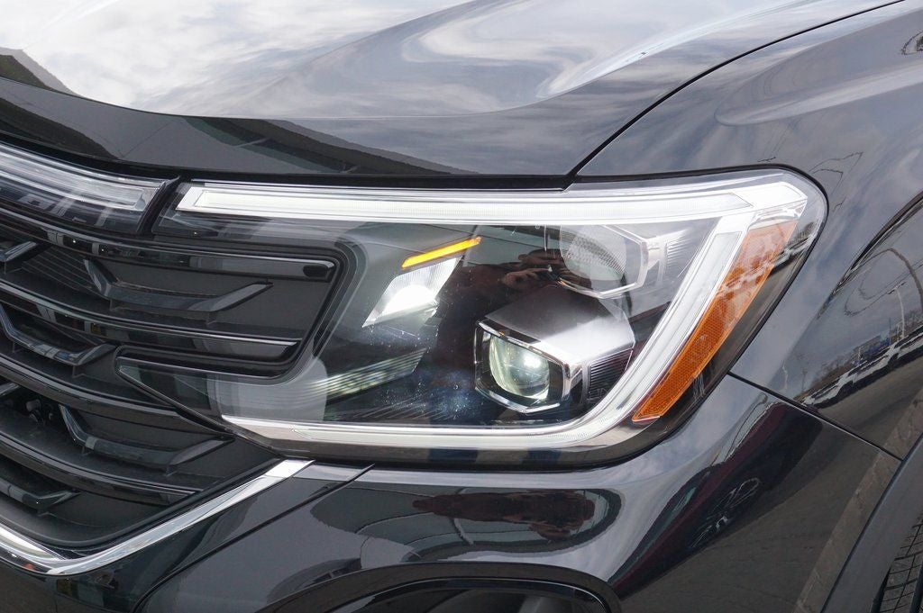 2026 Volkswagen Atlas Cross Sport 2.0T SE