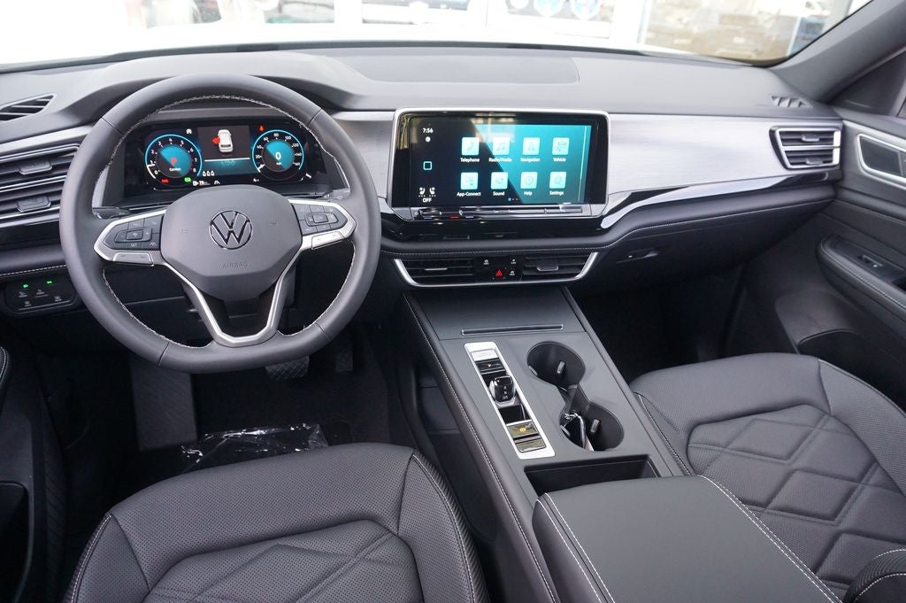 2026 Volkswagen Atlas Cross Sport 2.0T SE