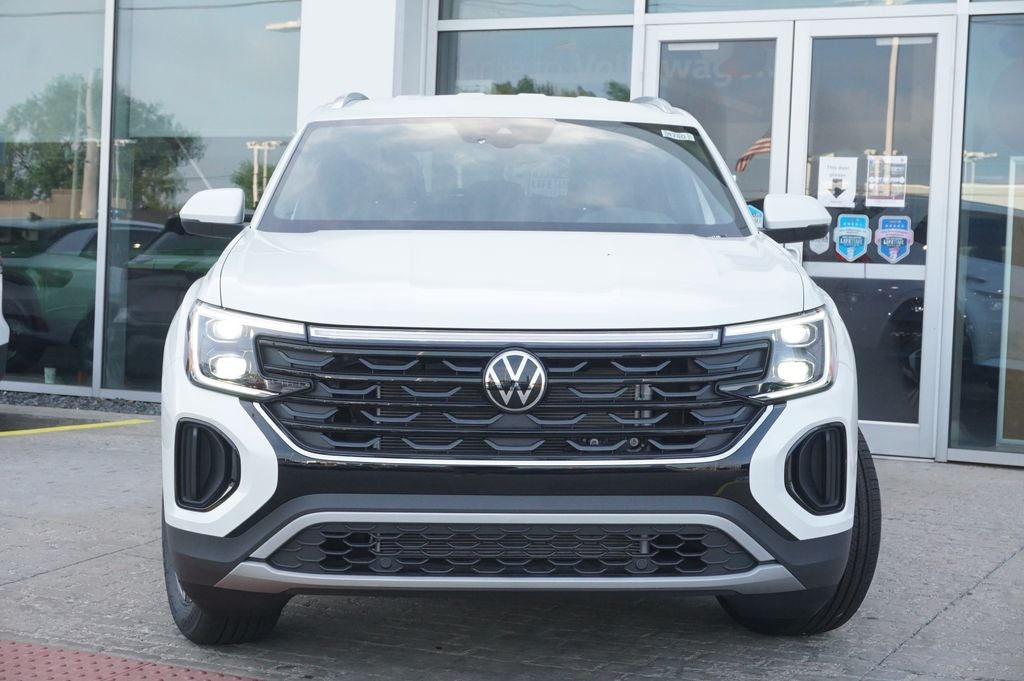 2026 Volkswagen Atlas Cross Sport 2.0T SE