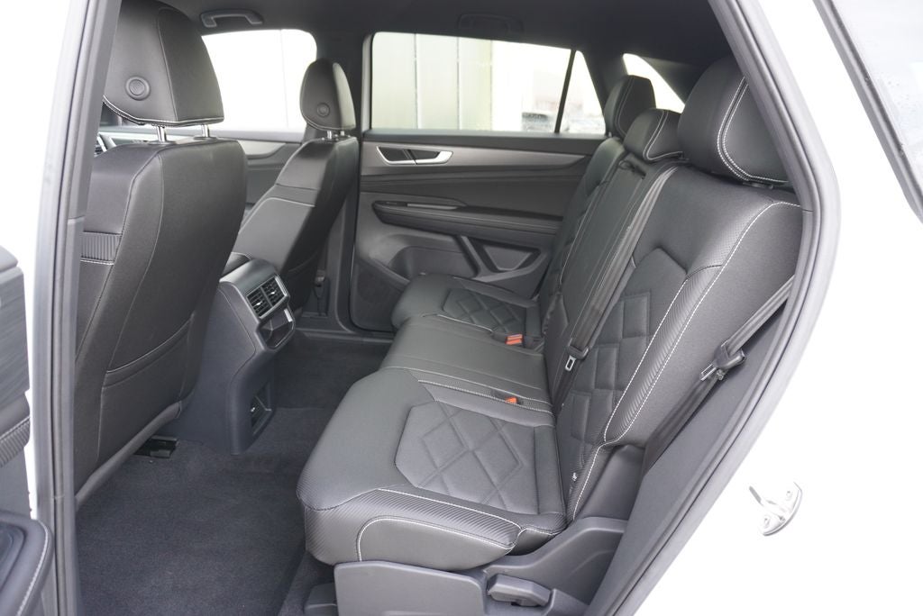 2026 Volkswagen Atlas Cross Sport SE