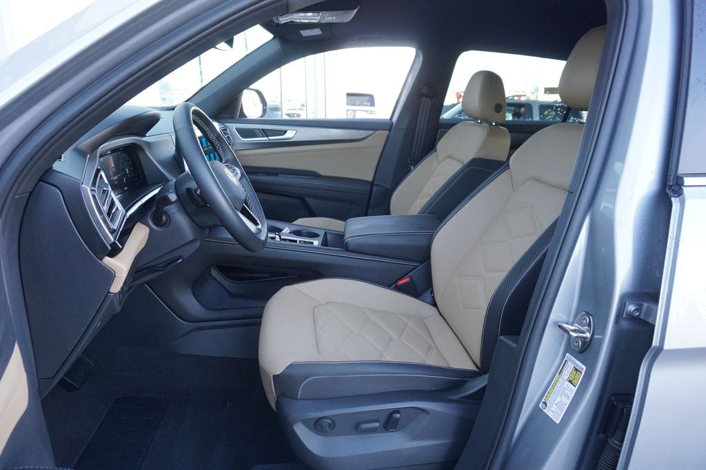 2025 Volkswagen Atlas Cross Sport 2.0T SE