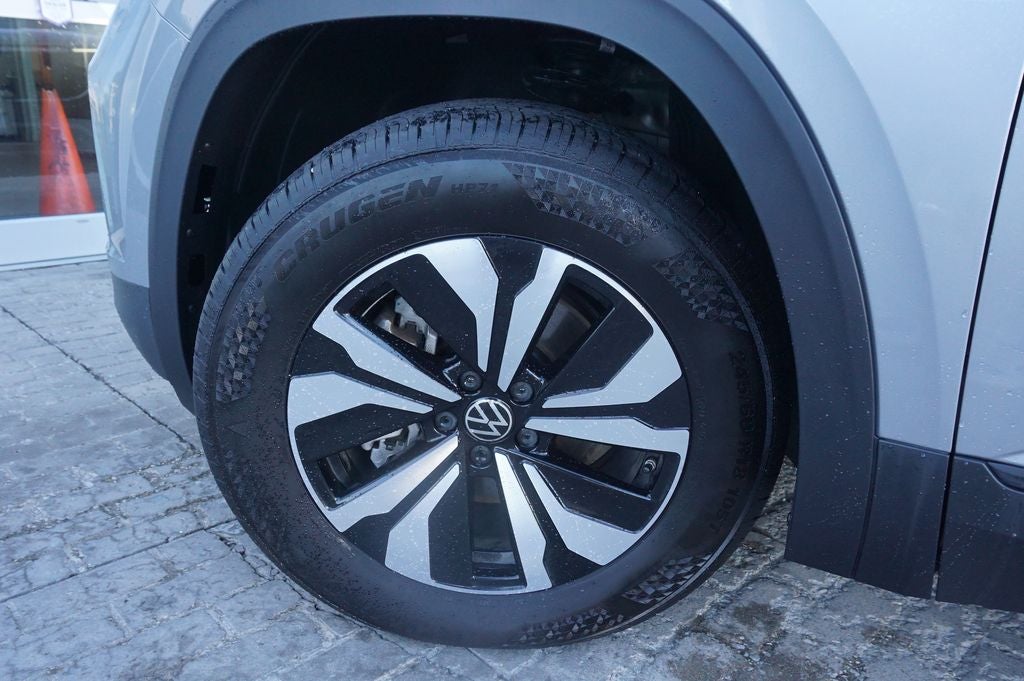 2025 Volkswagen Atlas Cross Sport 2.0T SE