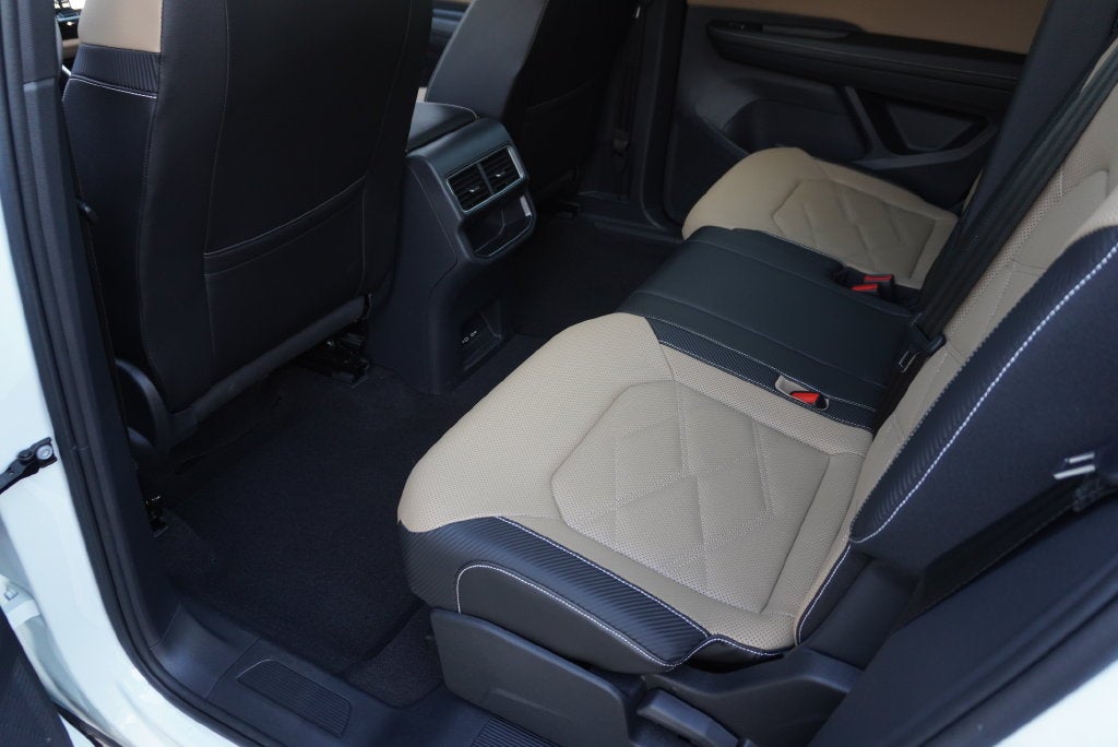 2024 Volkswagen Atlas Cross Sport 2.0T SE