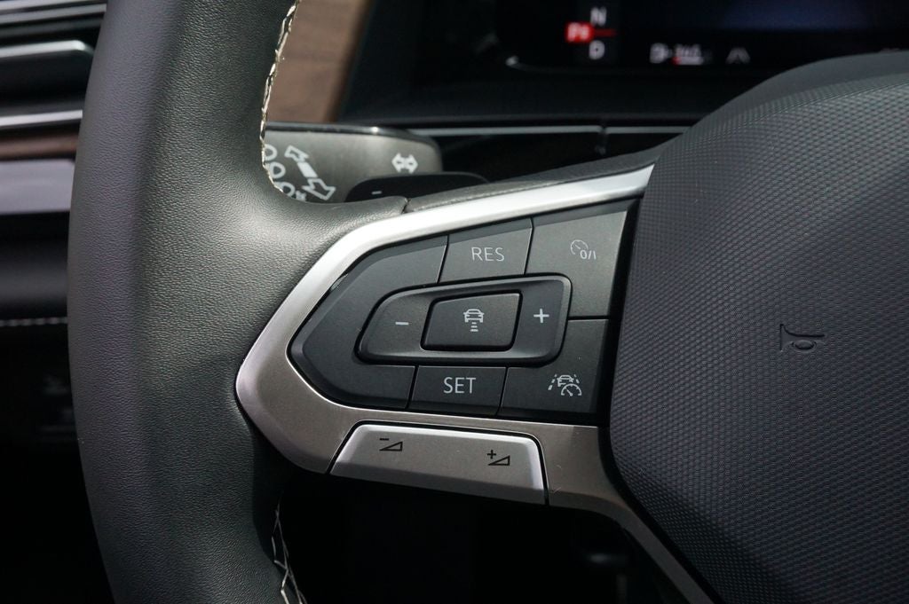 2024 Volkswagen Atlas 2.0T SE