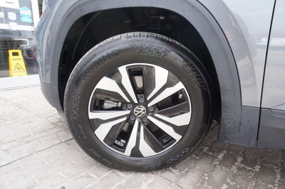 2024 Volkswagen Atlas 2.0T SE