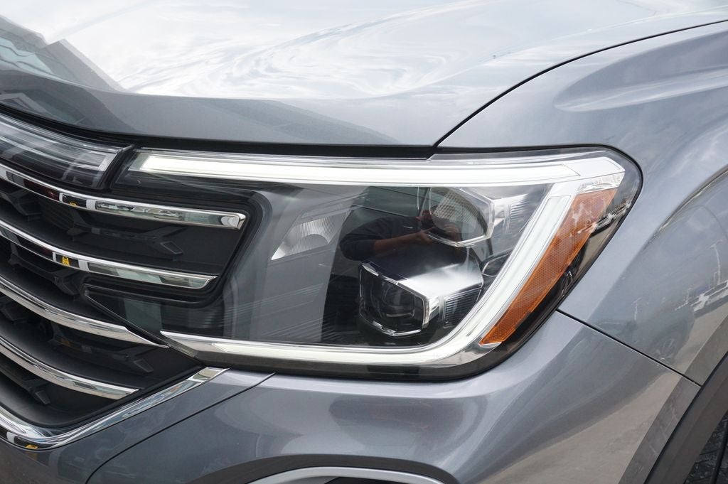 2024 Volkswagen Atlas 2.0T SE