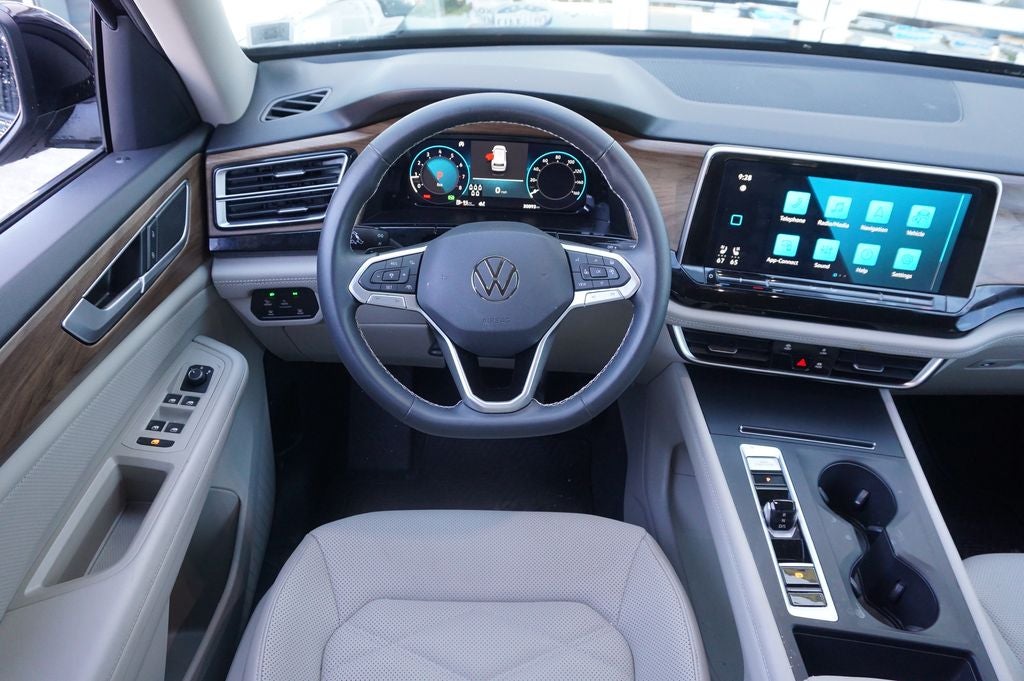 2024 Volkswagen Atlas 2.0T SE