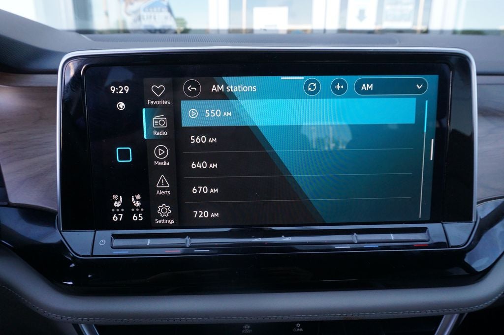 2024 Volkswagen Atlas 2.0T SE
