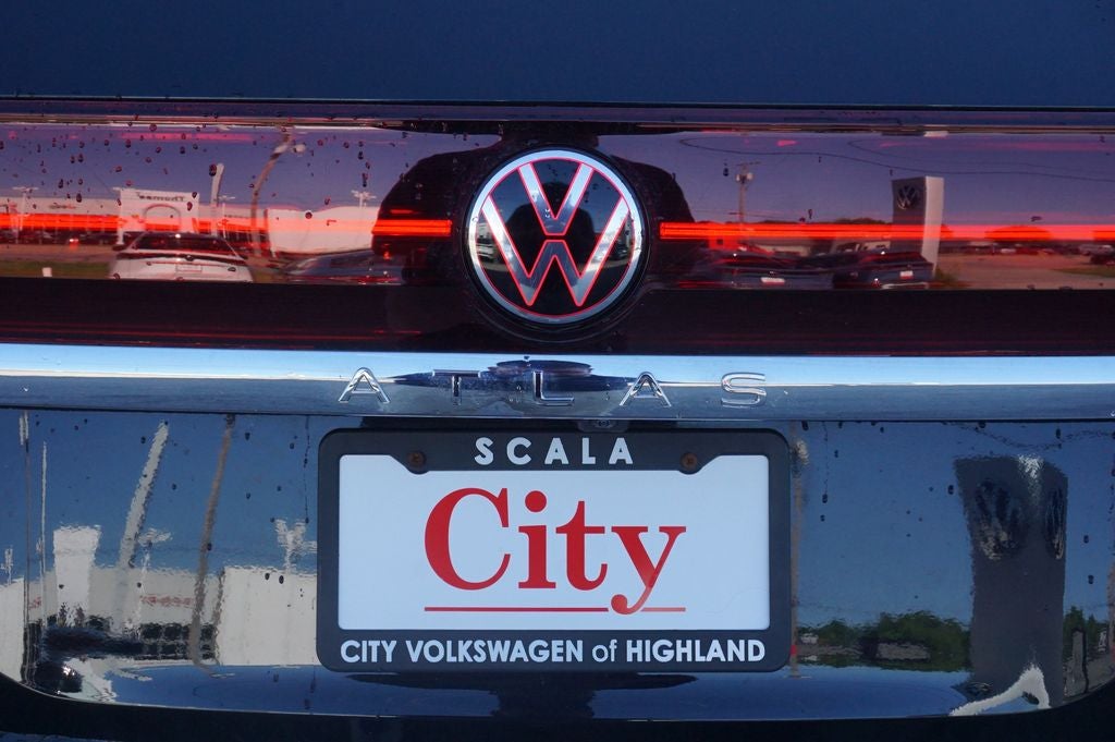 2024 Volkswagen Atlas 2.0T SE