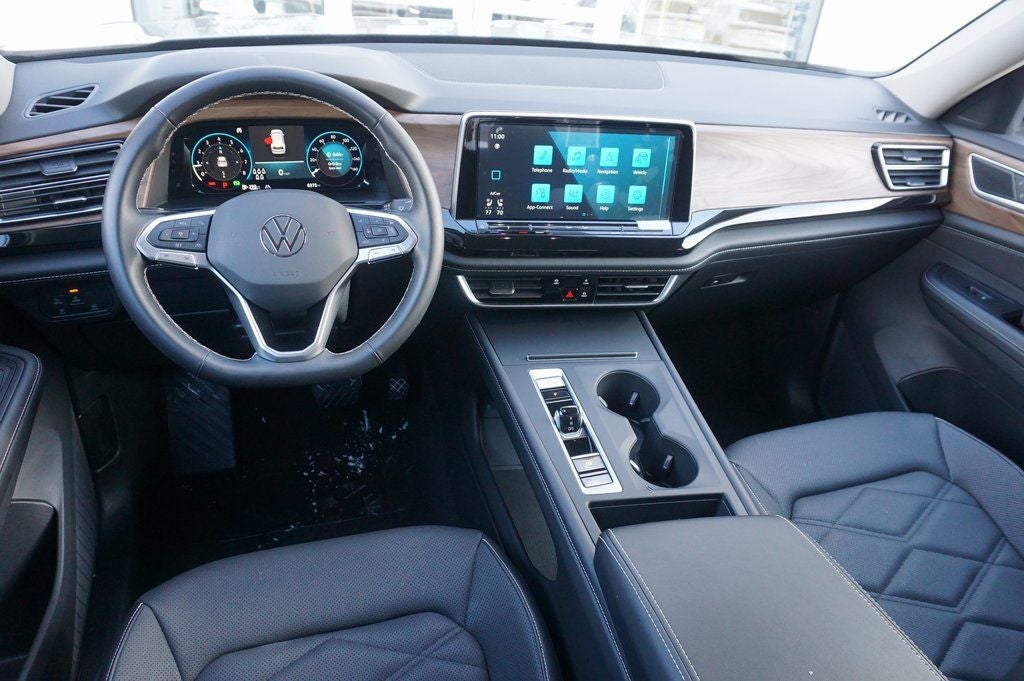 2025 Volkswagen Atlas 2.0T SE