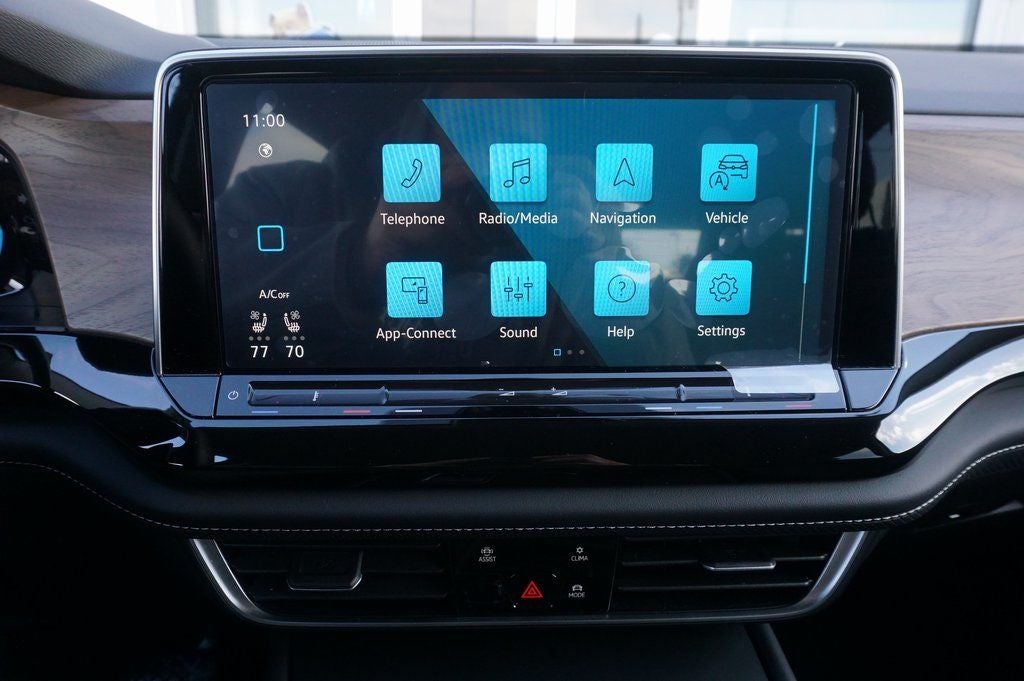 2025 Volkswagen Atlas 2.0T SE