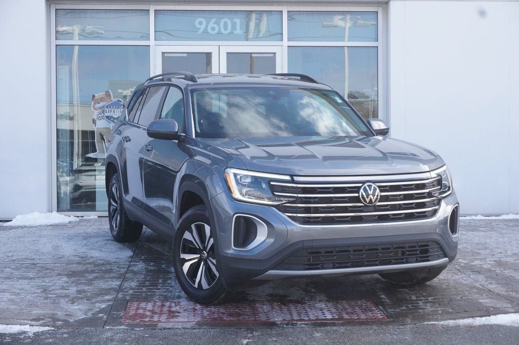 2025 Volkswagen Atlas 2.0T SE