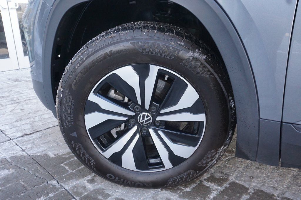 2025 Volkswagen Atlas 2.0T SE