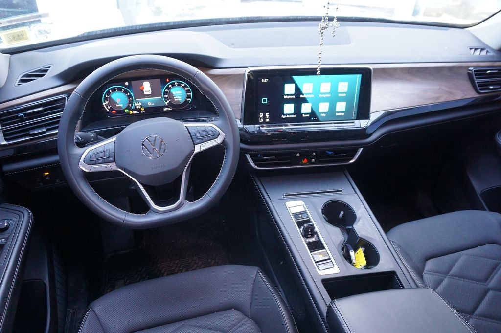2024 Volkswagen Atlas 2.0T SE