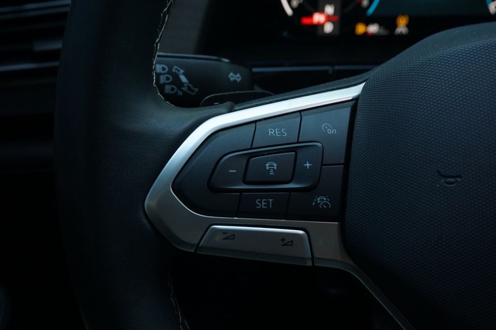 2024 Volkswagen Atlas 2.0T SE