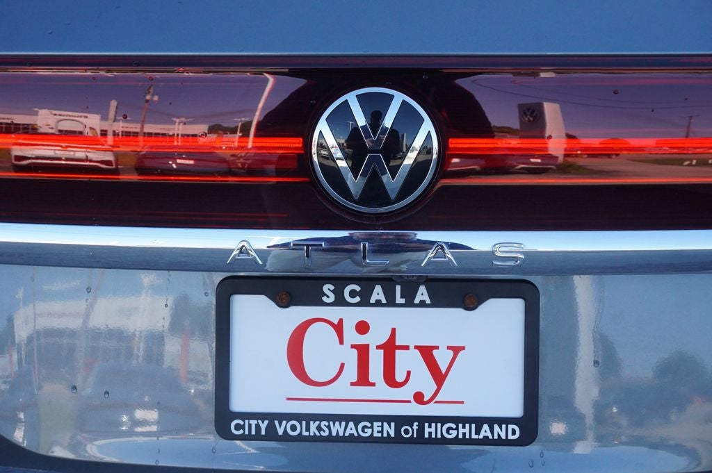 2024 Volkswagen Atlas 2.0T SE