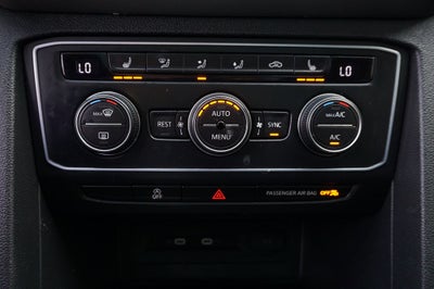 2021 Volkswagen Atlas 3.6L V6 SE w/Technology R-Line