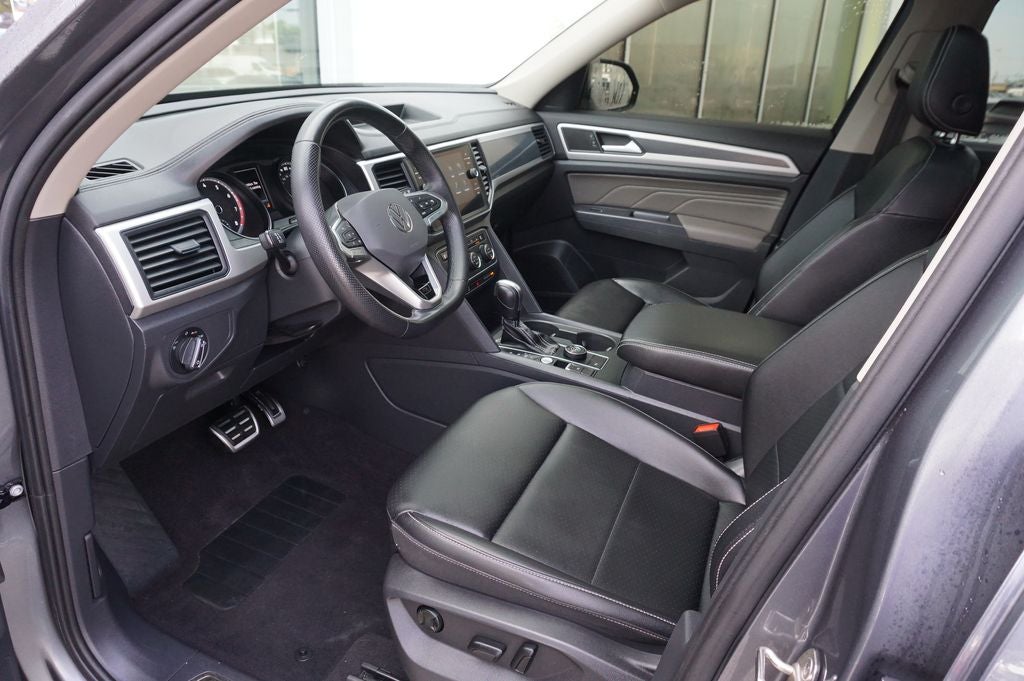 2021 Volkswagen Atlas 3.6L V6 SE w/Technology R-Line