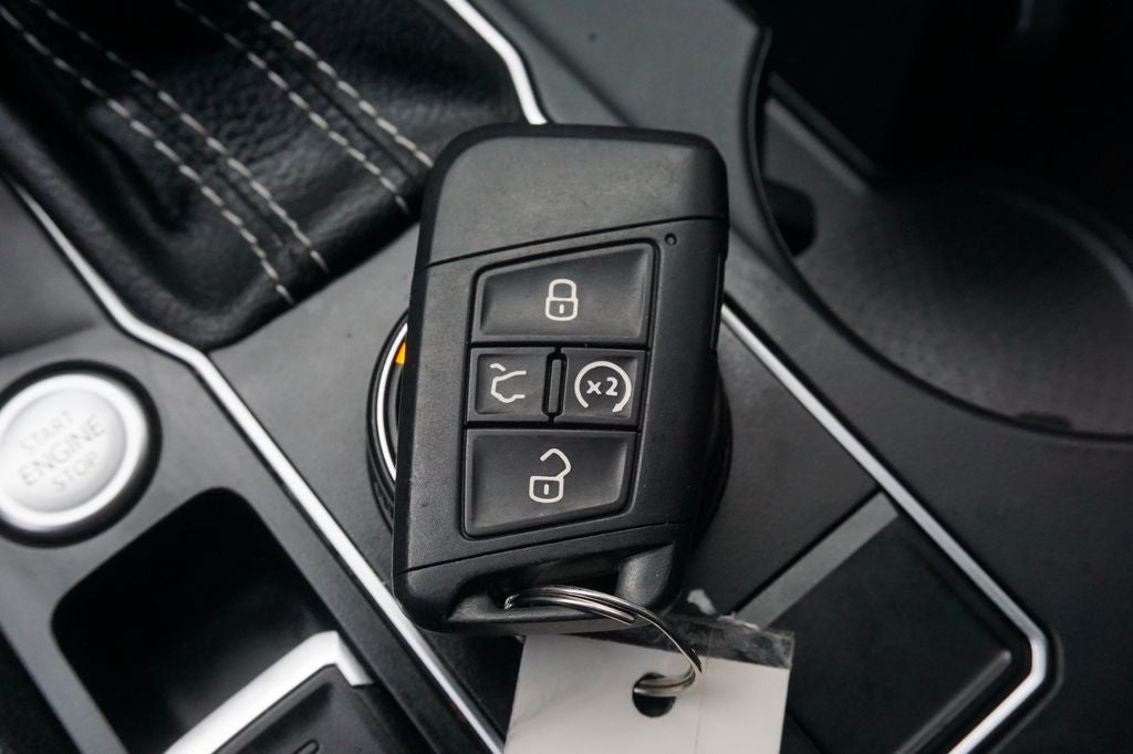 2021 Volkswagen Atlas 3.6L V6 SE w/Technology R-Line