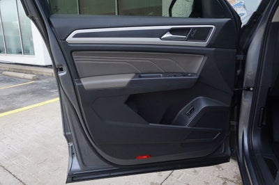 2021 Volkswagen Atlas 3.6L V6 SE w/Technology R-Line