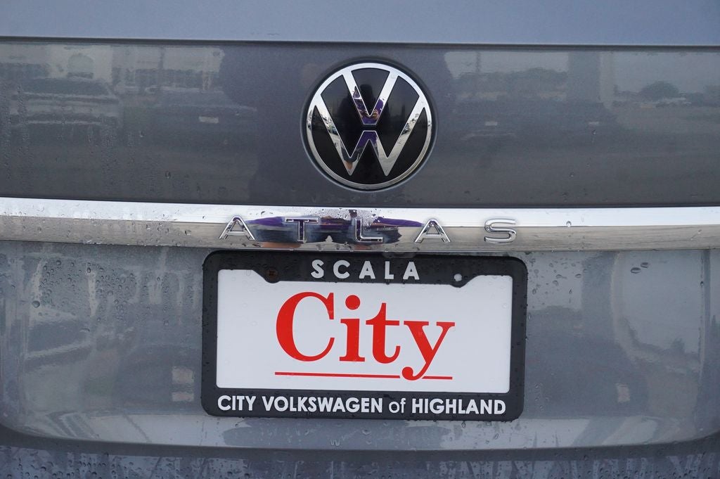 2021 Volkswagen Atlas 3.6L V6 SE w/Technology R-Line