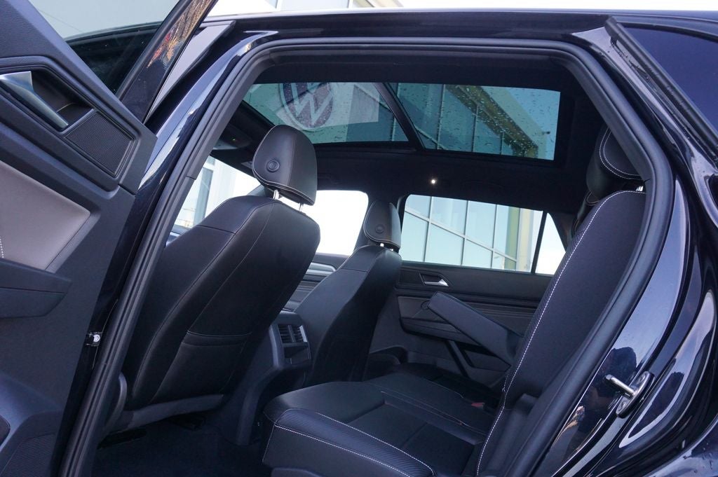 2023 Volkswagen Atlas Cross Sport 3.6L V6 SEL R-Line